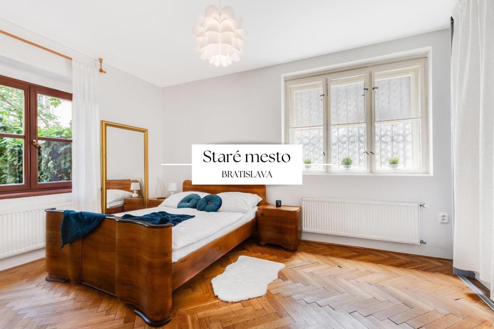 Stylish Historical + Backyard Apartmán *